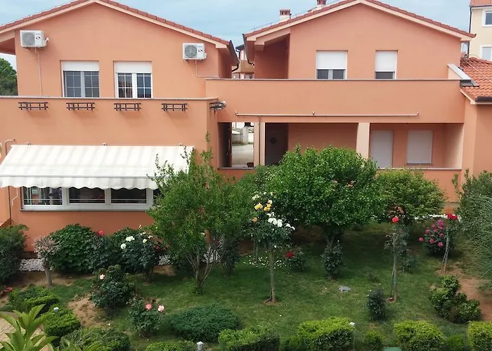 아파트 Meri Ližnjan